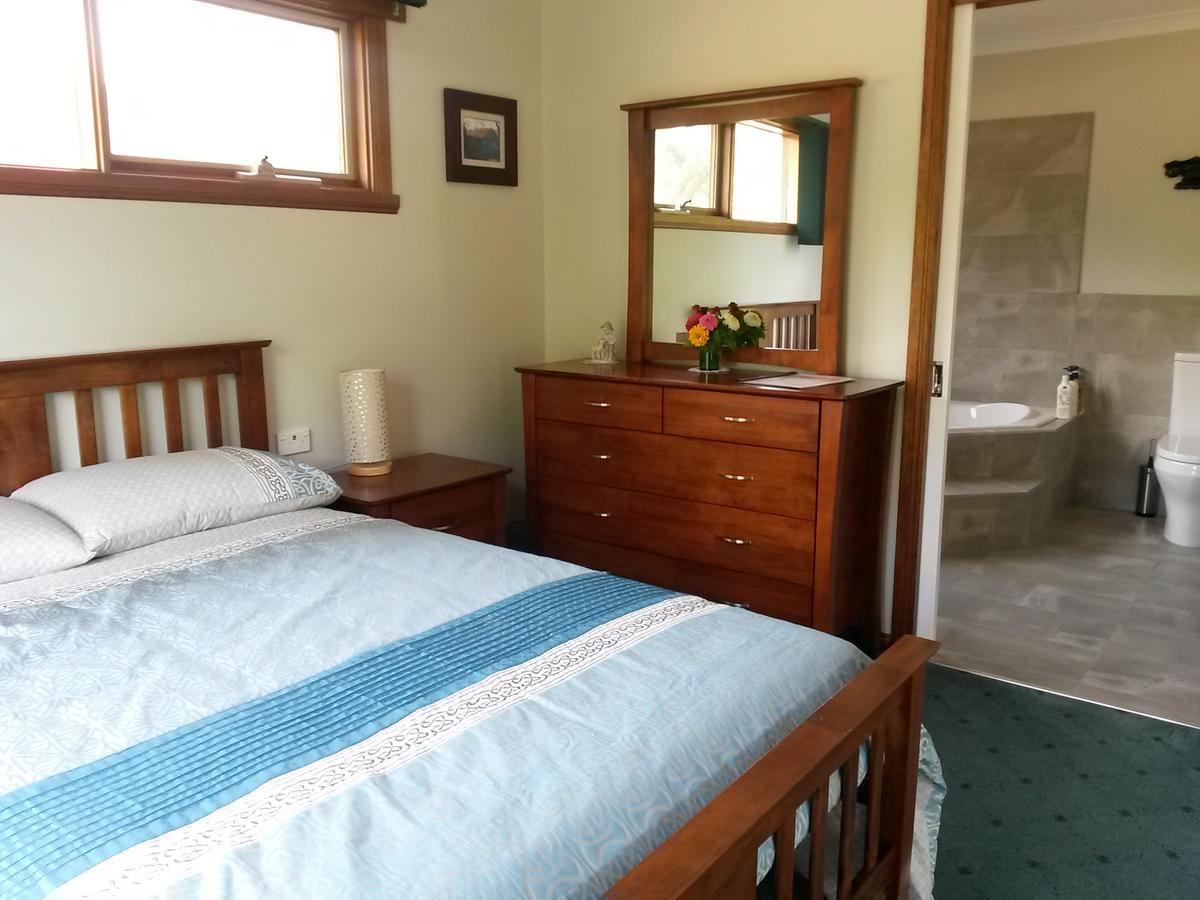 Eagle'S Roost Farmstay B&B Rocky Cape Eksteriør billede